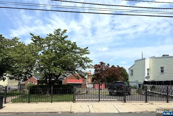 193 Macarthur Avenue, Garfield, NJ 07026