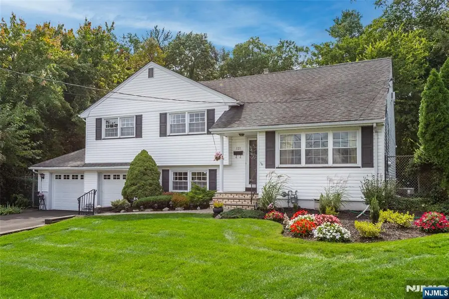 121 Bender Drive, Clifton, NJ 07013 - #3