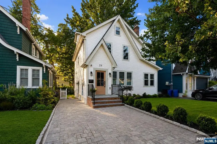 19 Manley Terrace, Maplewood, NJ 07040 - #3