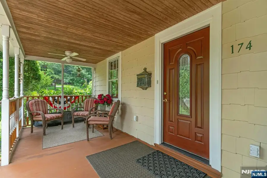 174 Mahwah Road, Mahwah, NJ 07430 - #3