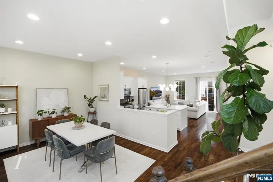 141 Roosevelt Drive, Wood Ridge, NJ 07075 - #2