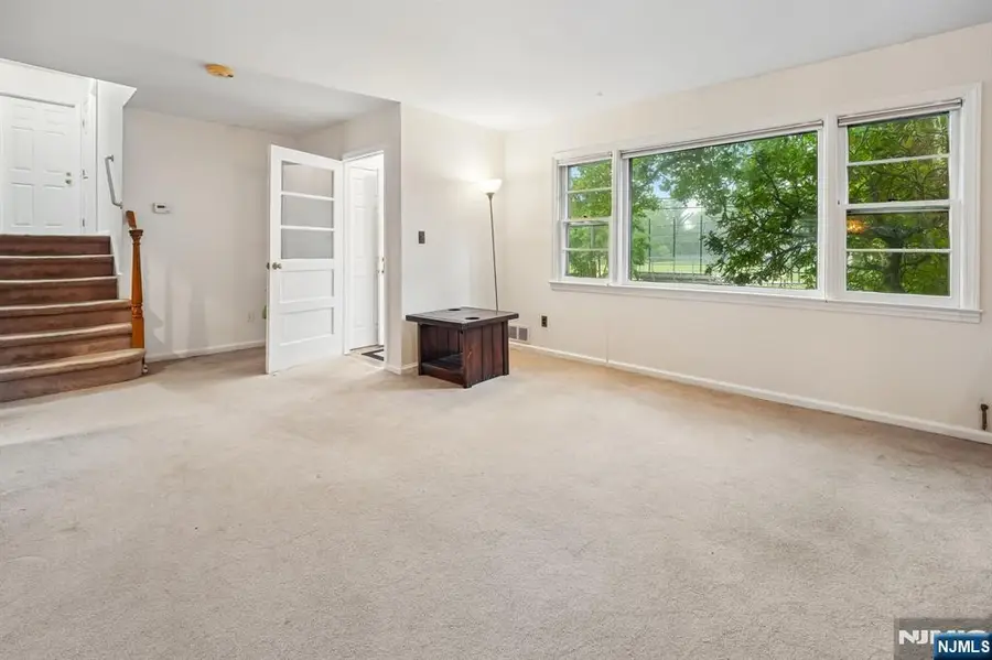 46 Lidgerwood Parkway, Morristown, NJ 07960 - #3