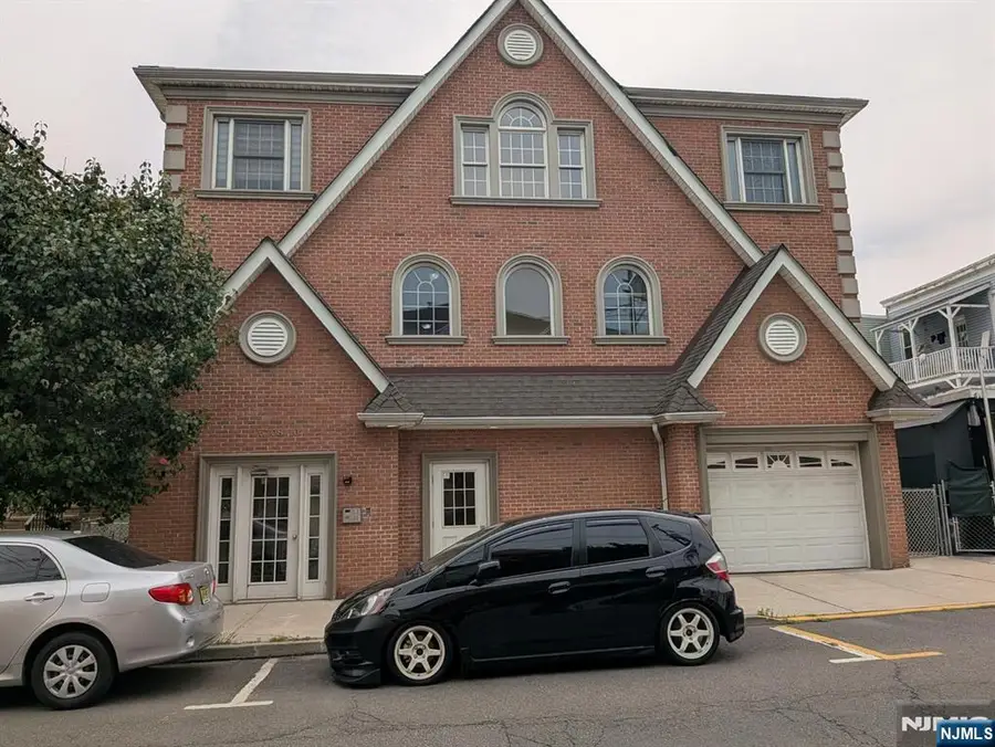 6708 Jackson Street 2, Guttenberg, NJ 07093 - #2