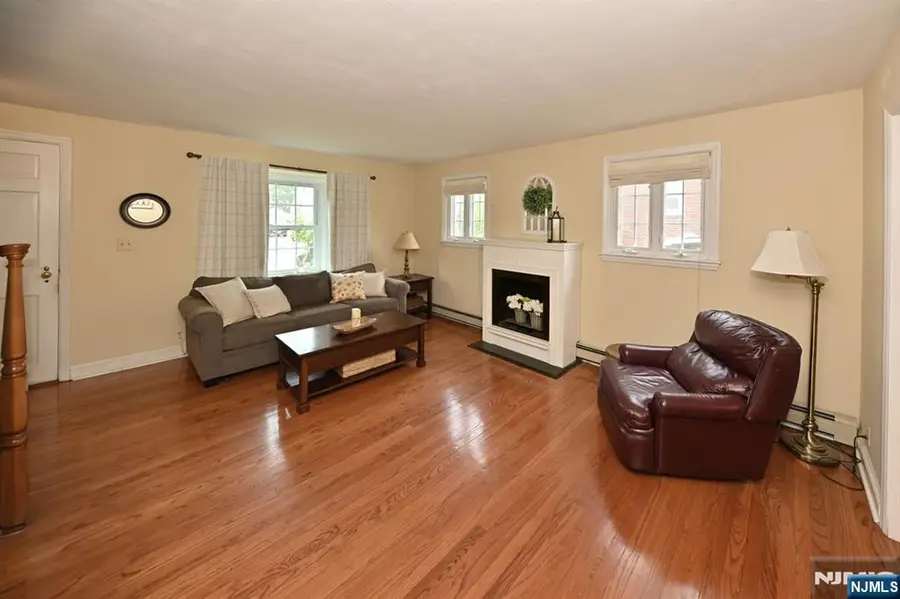 182 Roosevelt Place, Maywood, NJ 07607 - #3