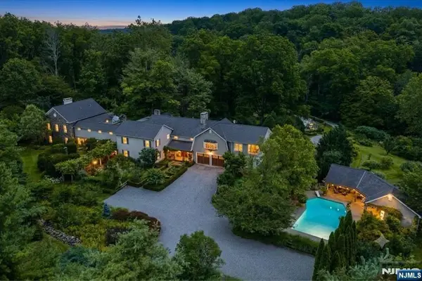 936 Dove Island Road, Newton, NJ 07860