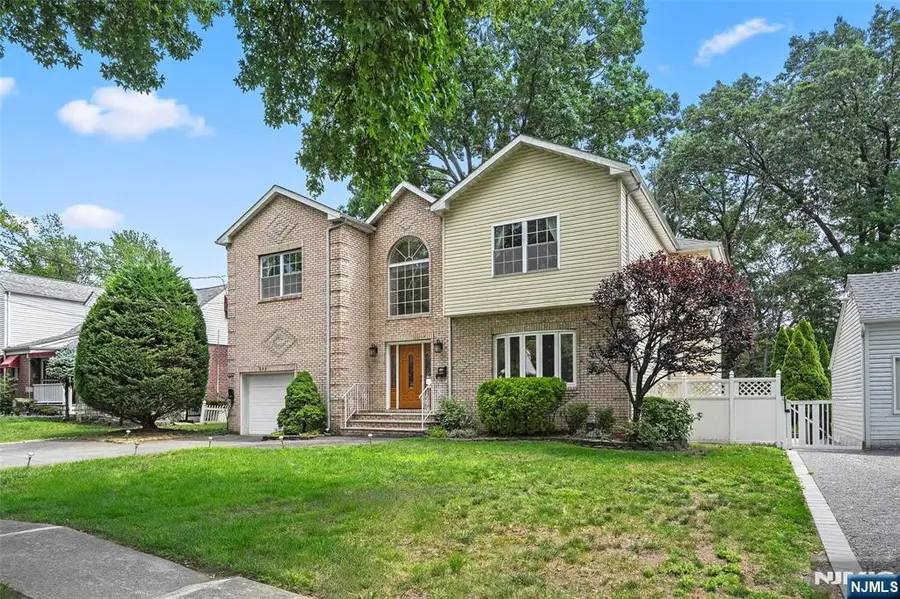 392 Oak Avenue, River Edge, NJ 07661 - #3