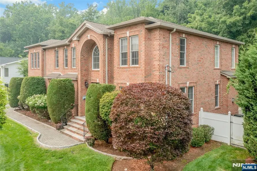 38 Glenwood Avenue, Demarest, NJ 07627 - #2