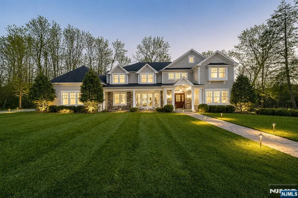 106 Koch Lane, Old Tappan, NJ 07675 - #1