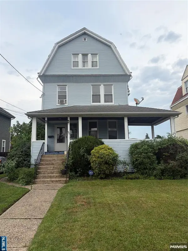 90 Spring Valley Avenue, Hackensack, NJ 07601