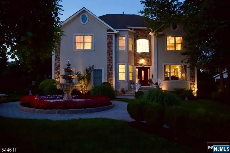 20 Hugenot Street, East Hanover, NJ 07936 - #1