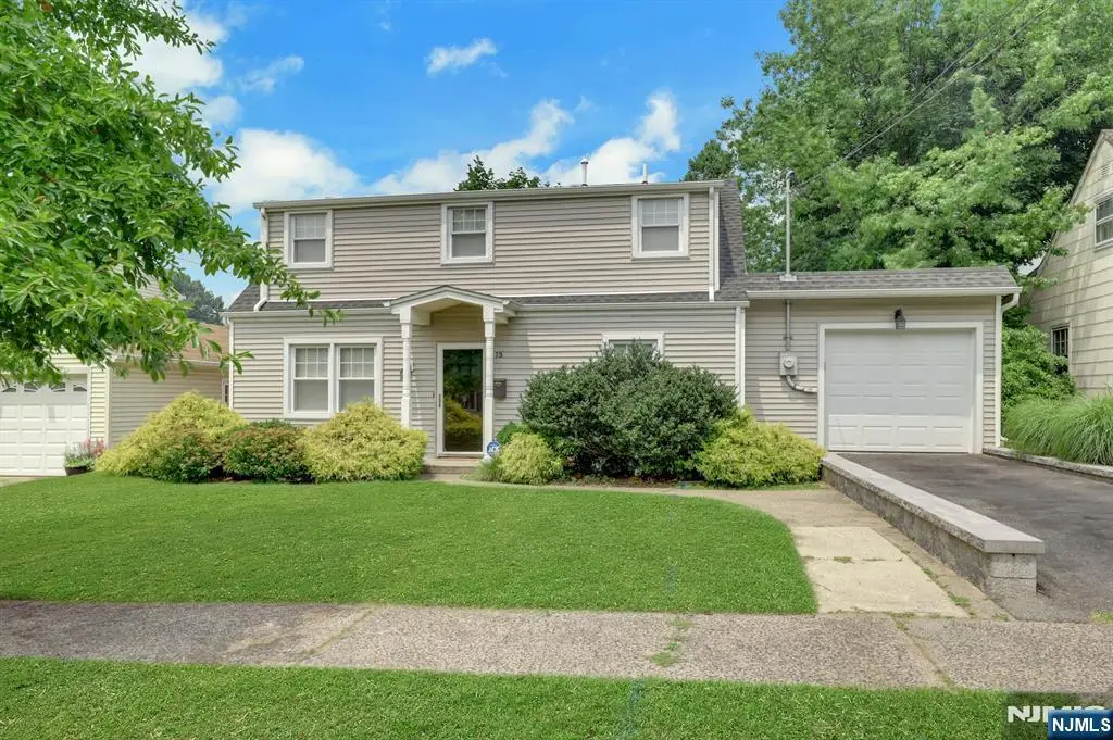 15 Lynne Avenue, Hawthorne, NJ 07506 - #1