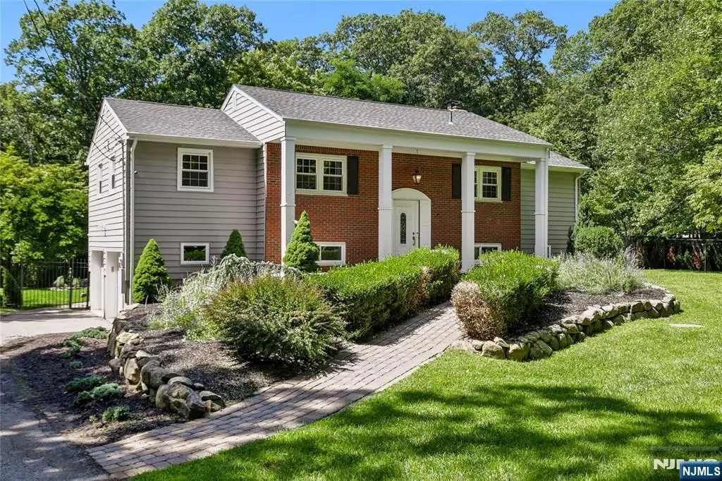 20 Hilltop Road, Kinnelon, NJ 07405 - #1