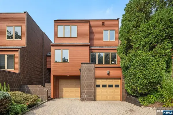 53 Hidden Ledge Road, Englewood, NJ 07631