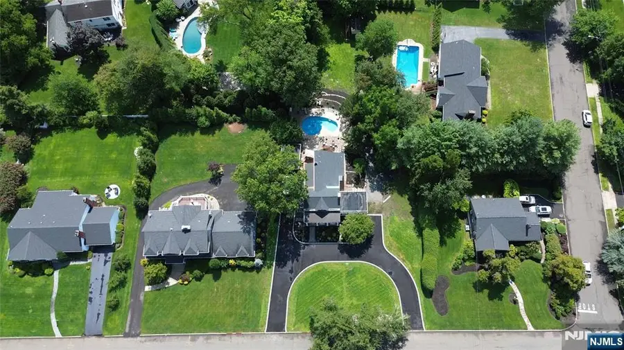 415 Lincoln Avenue, Glen Rock, NJ 07452 - #3