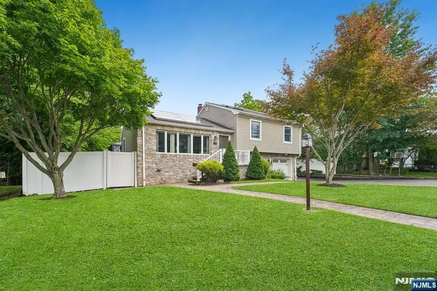 310 Congers Avenue, Northvale, NJ 07647 - #2