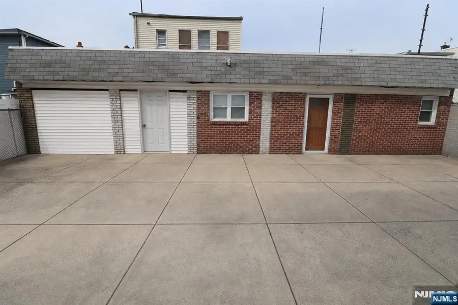 287-289 New York Avenue, Newark, NJ 07105 - #3