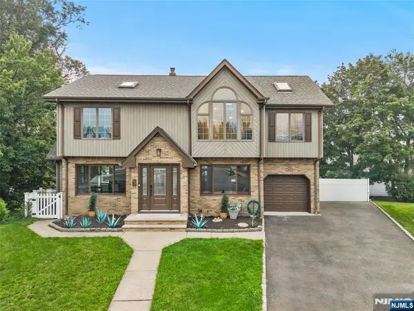 6 Tyler Court, Clifton, NJ 07012