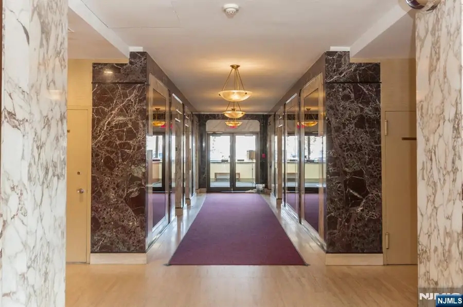 555 North Avenue 17P, Fort Lee, NJ 07024 - #2