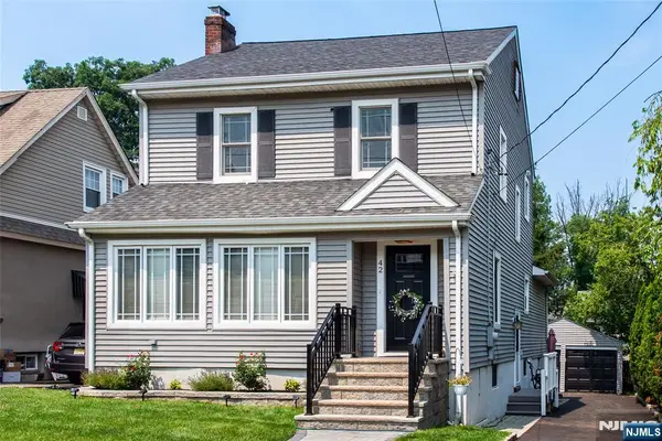 42 Otsego Road, Verona, NJ 07044