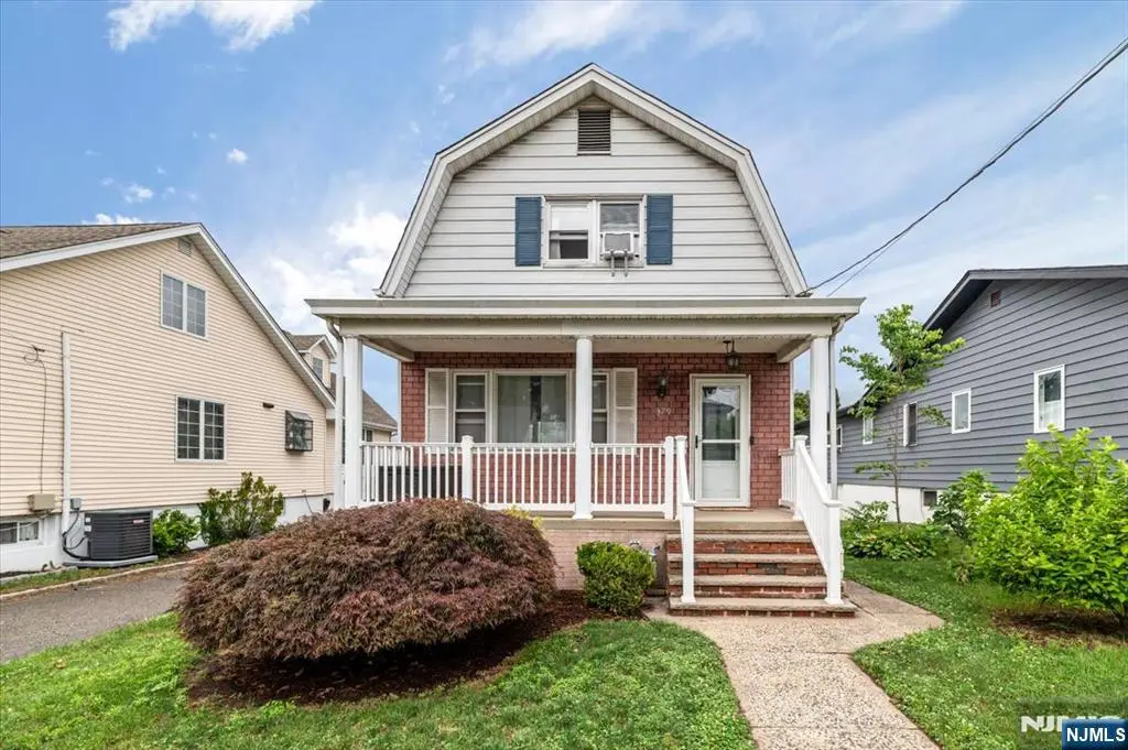 379 Kingsland Avenue, Lyndhurst, NJ 07071 - #1