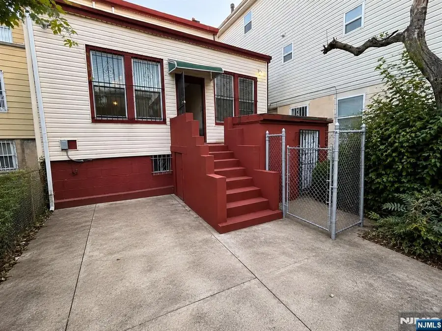 134 70th, Guttenberg, NJ 07093 - #2