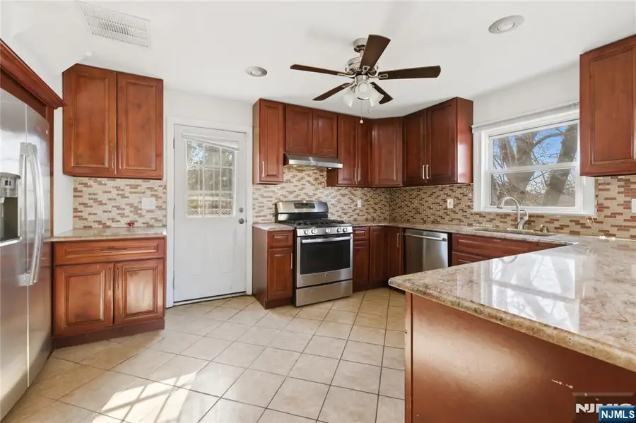 88 Columbus Avenue, Belleville, NJ 07109 - #3