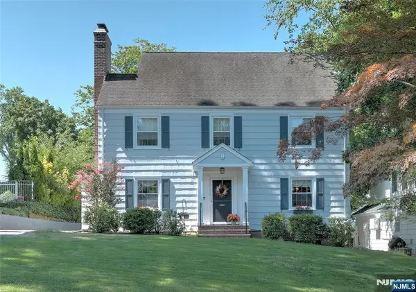 5 Birdseye Glen, Verona, NJ 07044