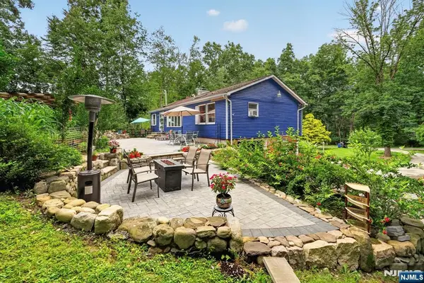 102 Meadow Road, Newton, NJ 07860
