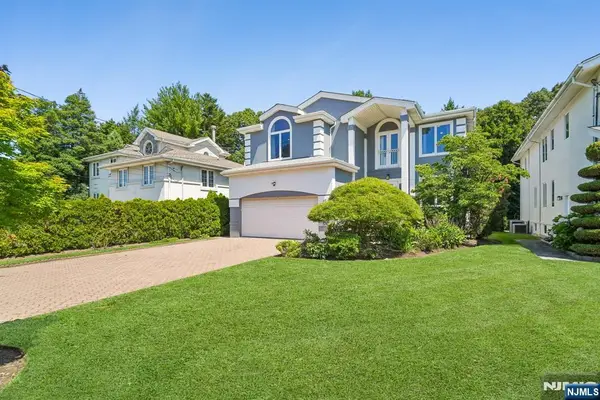 87 Irving Avenue, Englewood Cliffs, NJ 07632