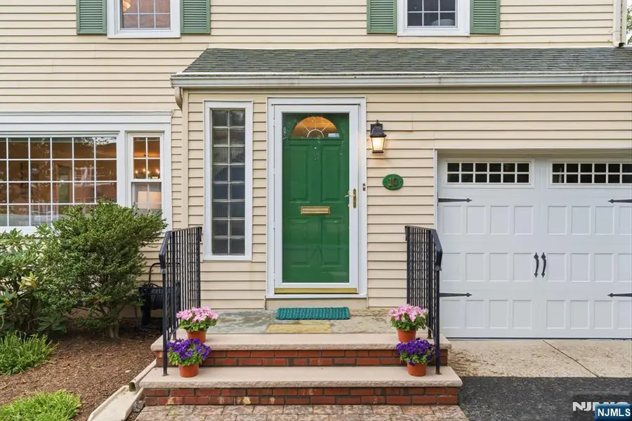 10 College Avenue, Montclair, NJ 07043 - #2