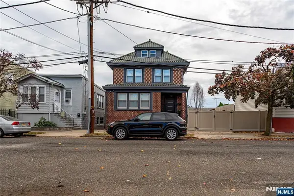 11 Edison Street, Bloomfield, NJ 07003