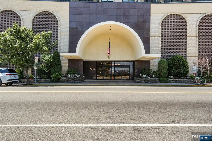 7855 Boulevard 26G, North Bergen, NJ 07047 - #2