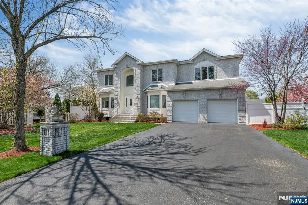 177 Lawson Place, Paramus, NJ 07652 - #1