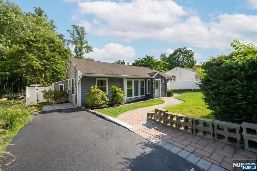 19 Apache Trail, White Meadow Lake, NJ 07866 - #3
