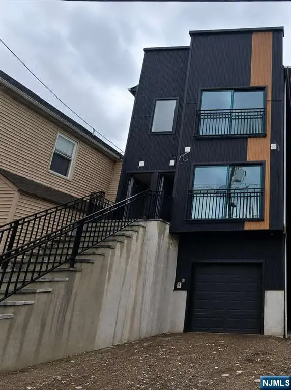56 Oak Avenue, Irvington, NJ 07111 - #2