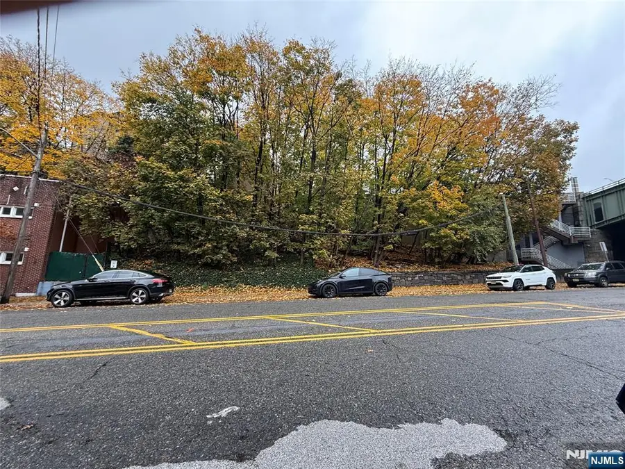616 Gregory Avenue, Weehawken, NJ 07086 - #3