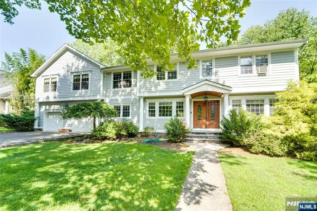 40 Rickland Road, Old Tappan, NJ 07675 - #1