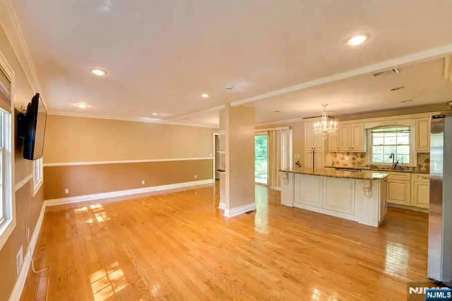 40 Rickland Road, Old Tappan, NJ 07675 - #2