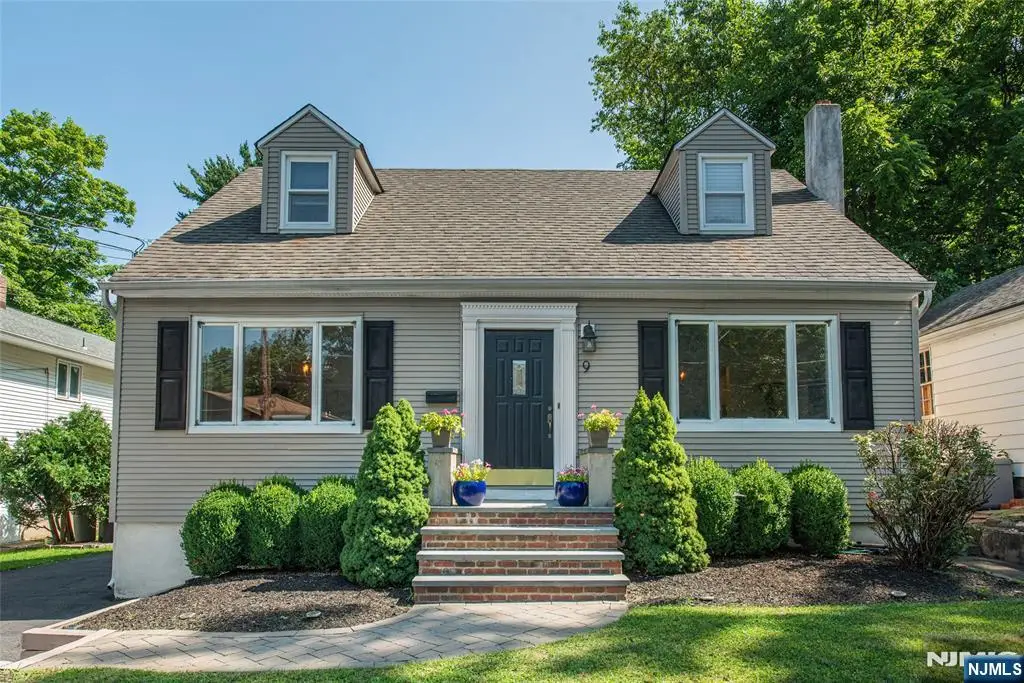 9 Woodmere Road, West Caldwell, NJ 07006 - #1