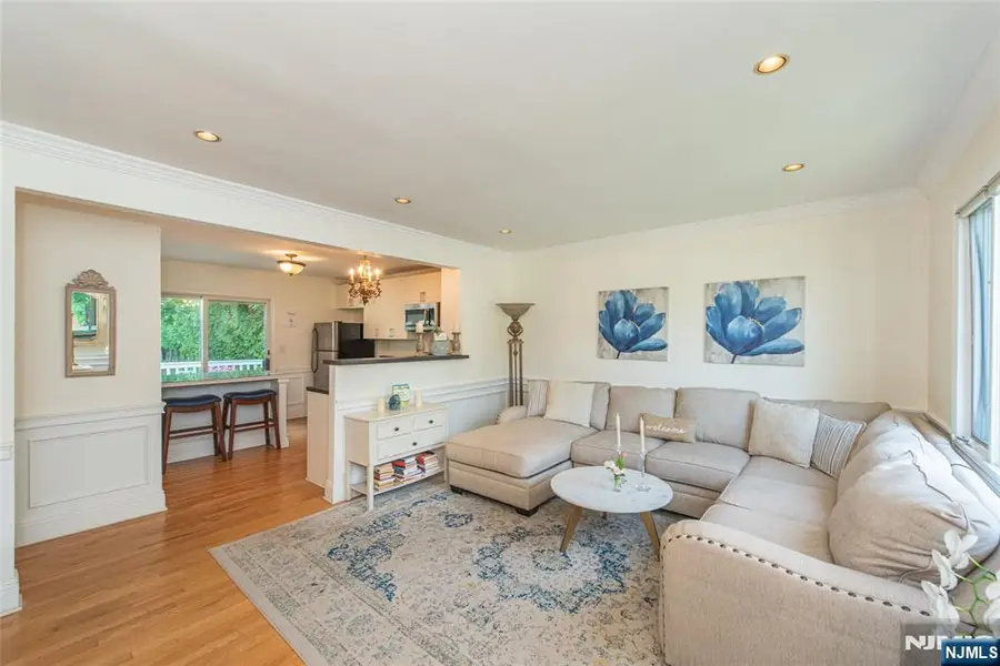 9 Woodmere Road, West Caldwell, NJ 07006 - #3