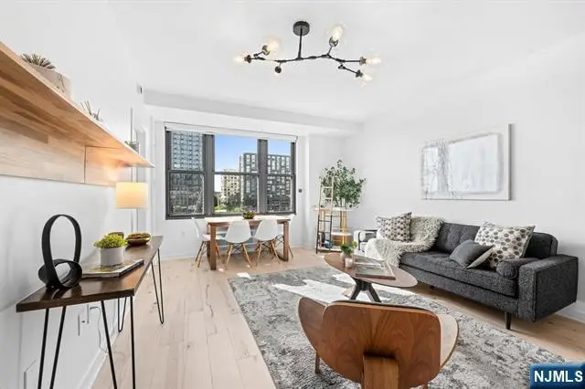 149 Essex Street 5T, Jersey City, NJ 07302 - #3