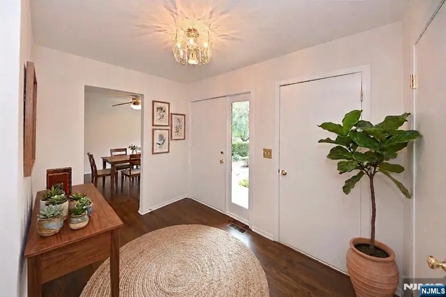 5 Indian Field Court, Mahwah, NJ 07430 - #3