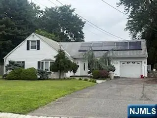 29 Village Road, Pequannock, NJ 07444 - #1