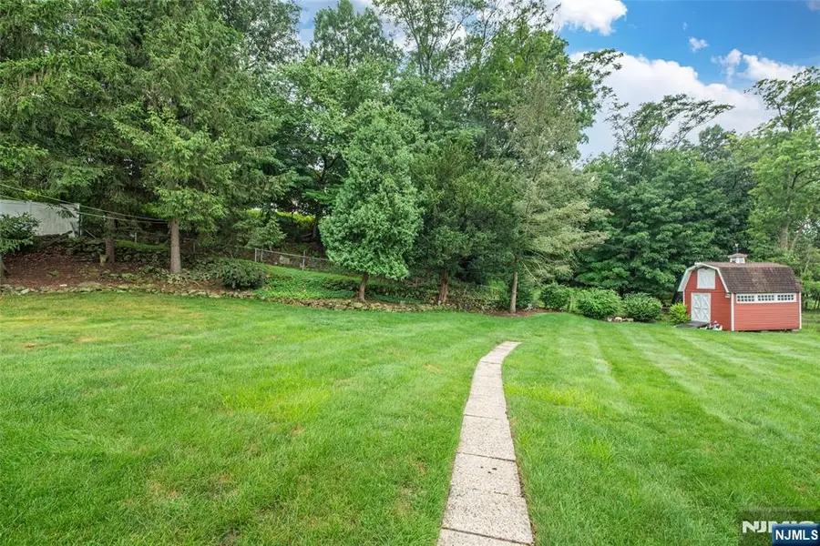 17 South Drive, Woodland Park, NJ 07424 - #3