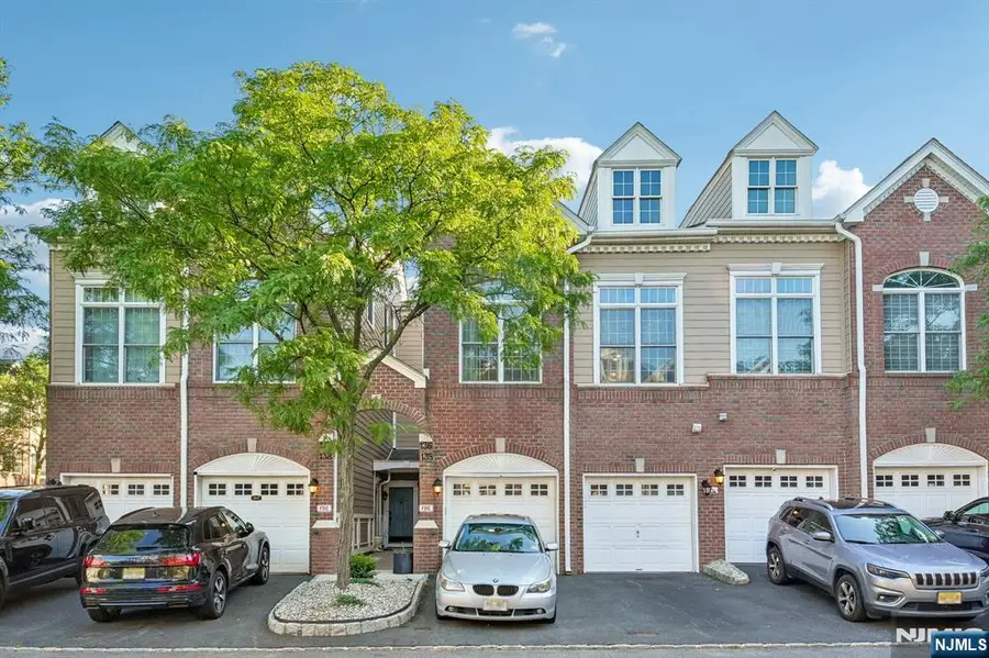 135 Abbie Court, Guttenberg, NJ 07093 - #2
