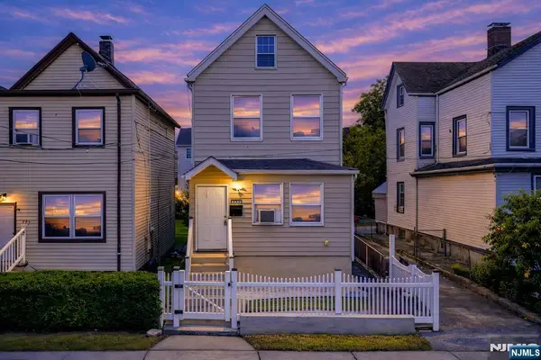 373 Oak Street, Passaic, NJ 07055