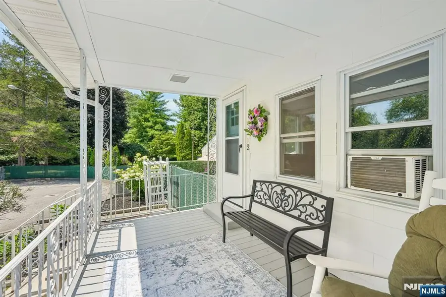 2 Howard Street, Pompton Lakes, NJ 07442 - #3