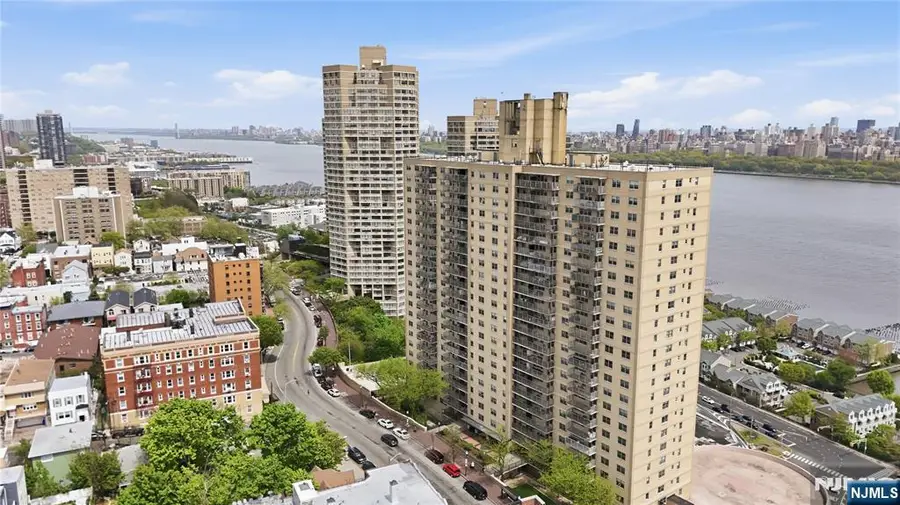 6600 JFK Blvd E, West New York, NJ 07093 - #2