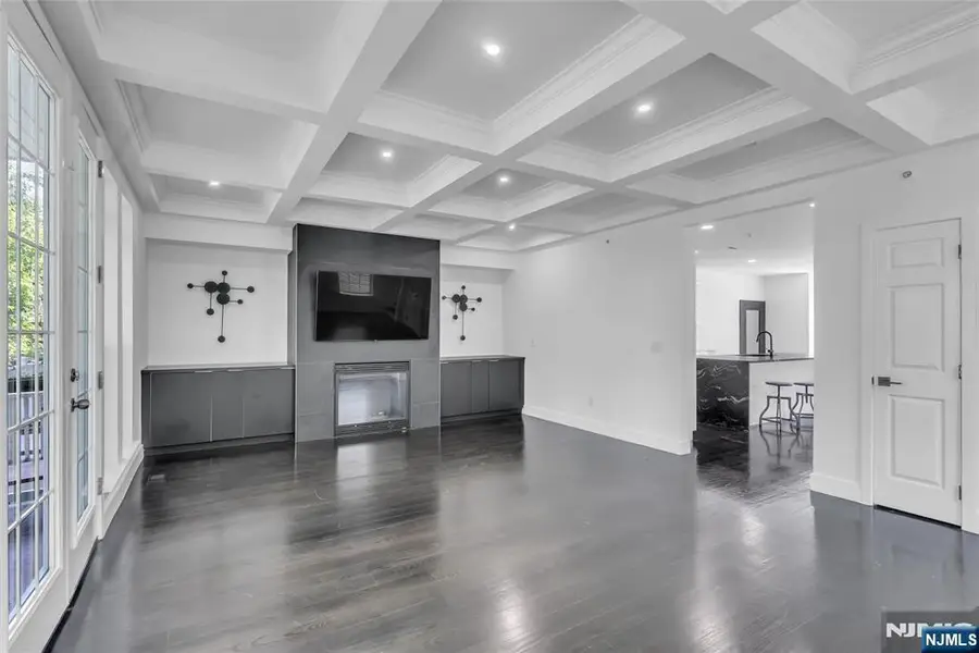 8 Creekside Court, Secaucus, NJ 07094 - #3