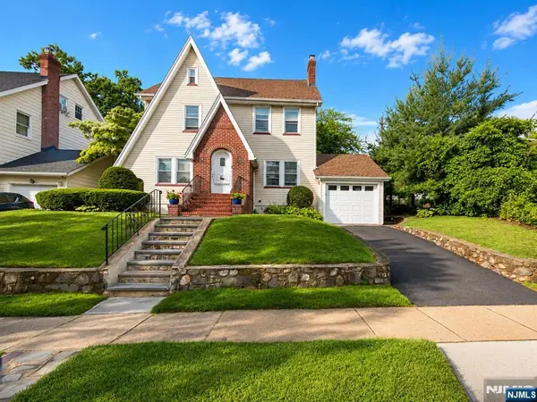 10 Alden Road, Montclair, NJ 07042